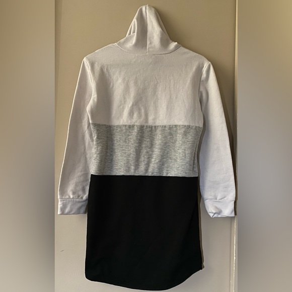 Women’s Sexy Bodycon Hooded Sweater Dress - Picture 2 of 8